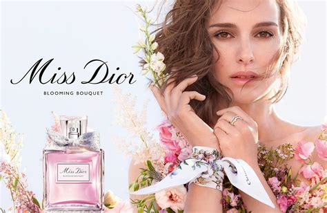 Parfums Christian Dior hiring Business Manager, Bergdorf